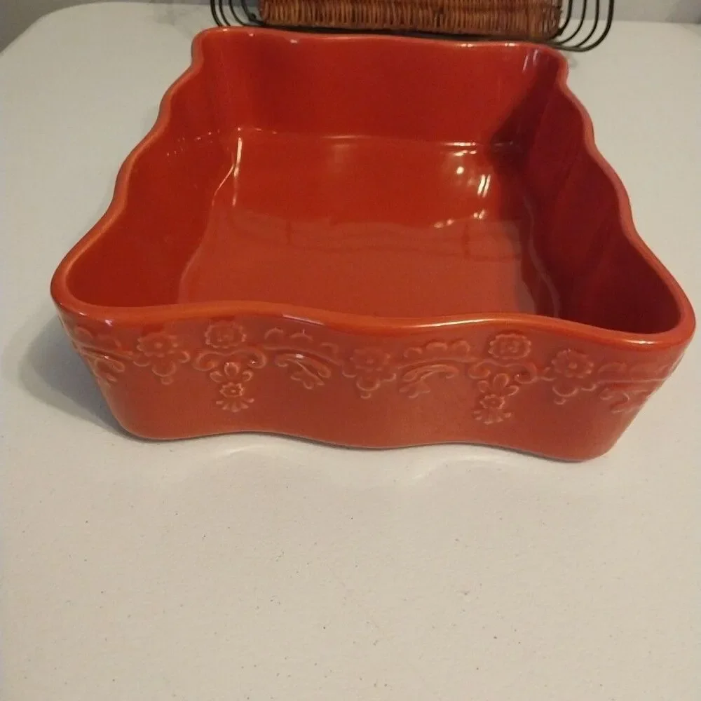 Temp-tations Red Fruit Basket 3 Pc Casserole Dish Set w Basket Trivet